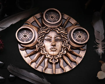 Hecate candle holder