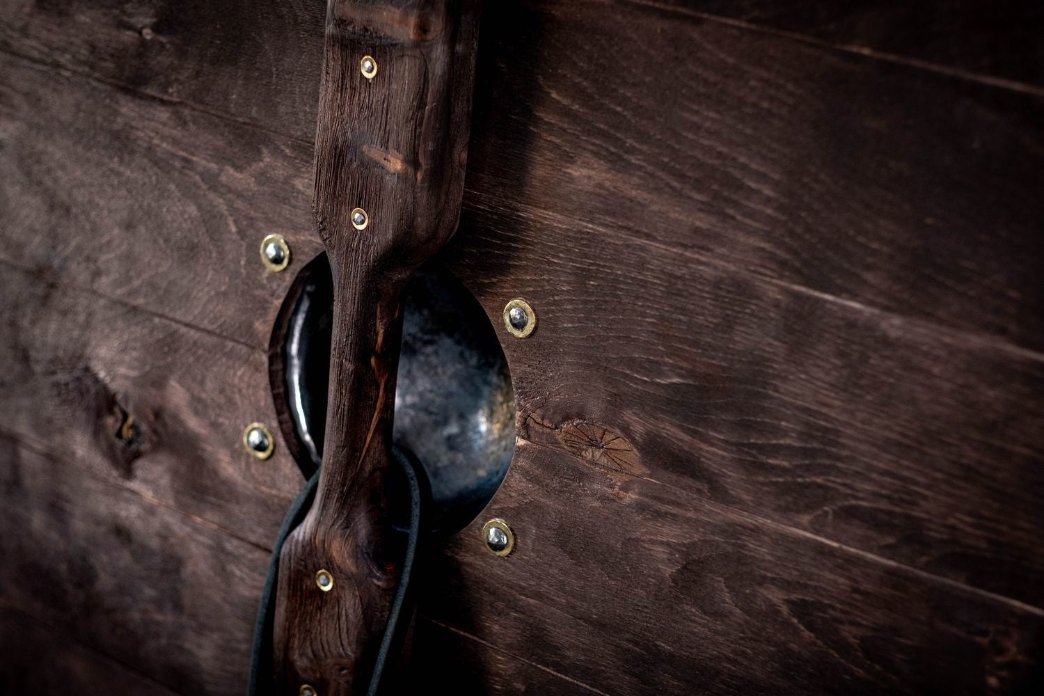 viking shield handle
