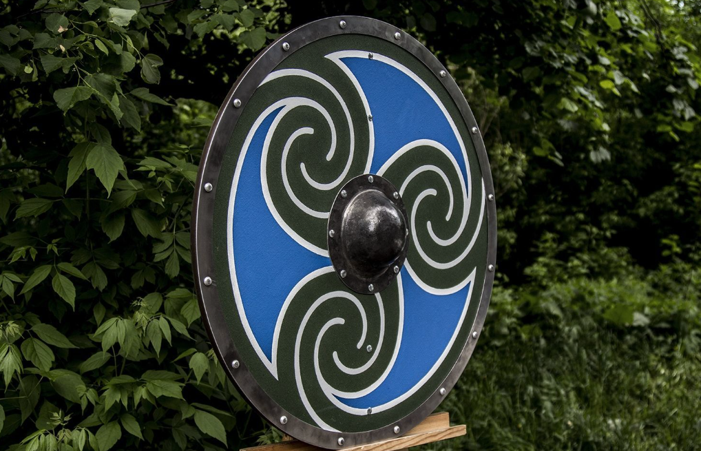 Triskele shield