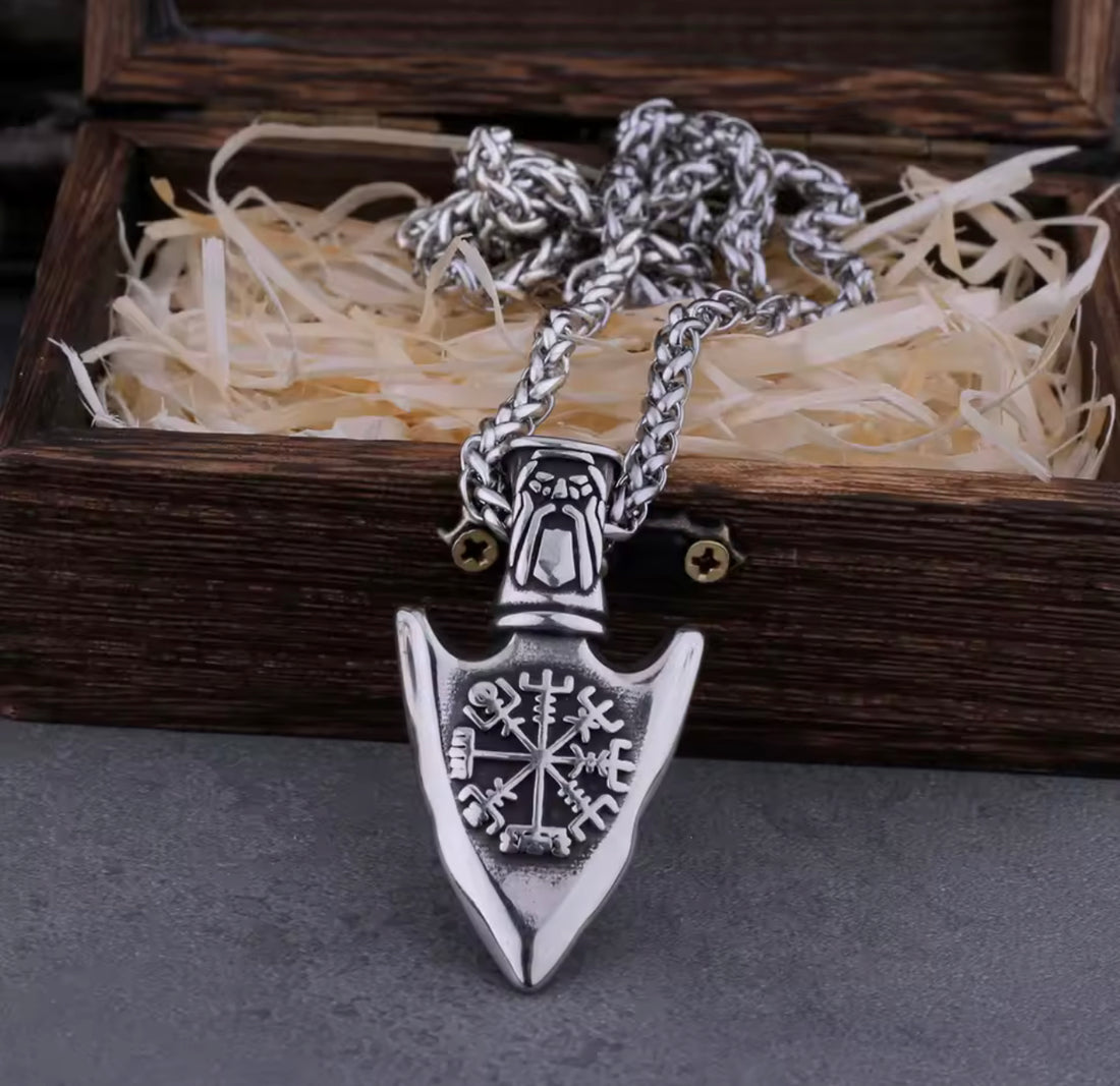 norse spear necklace