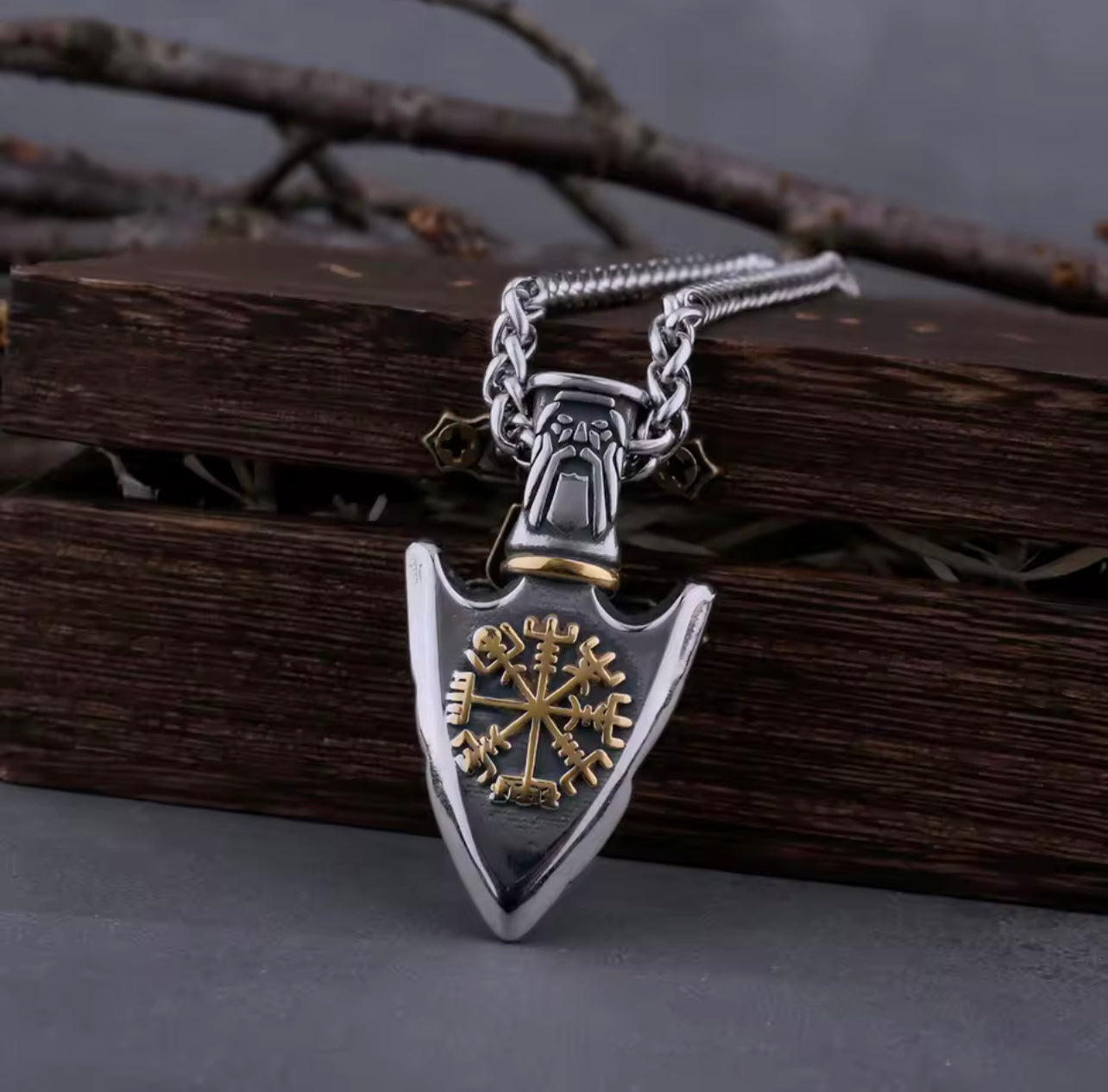 spear necklace