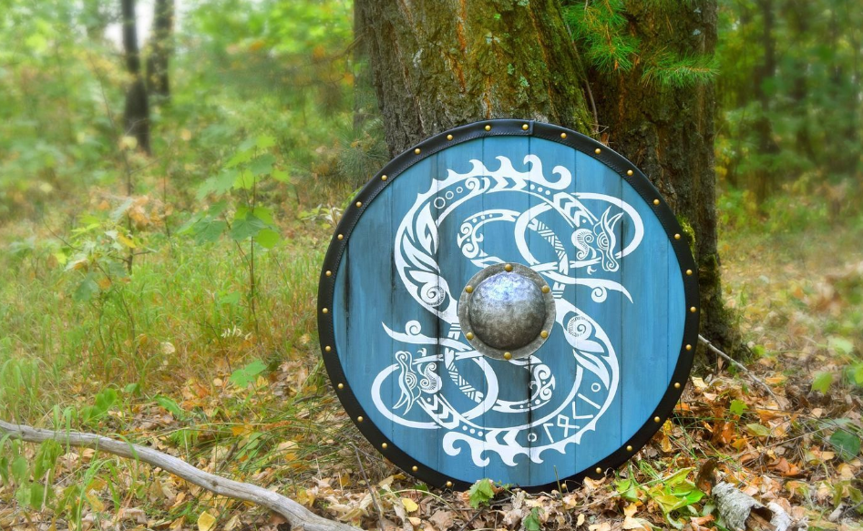 Viking wolf shield