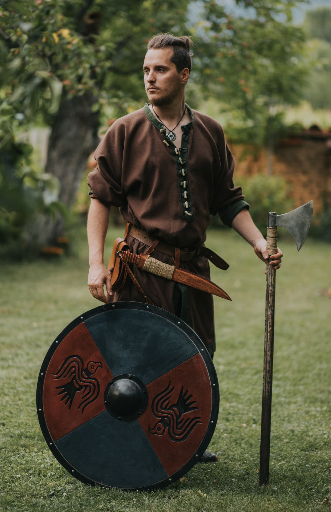 Raven norse shield