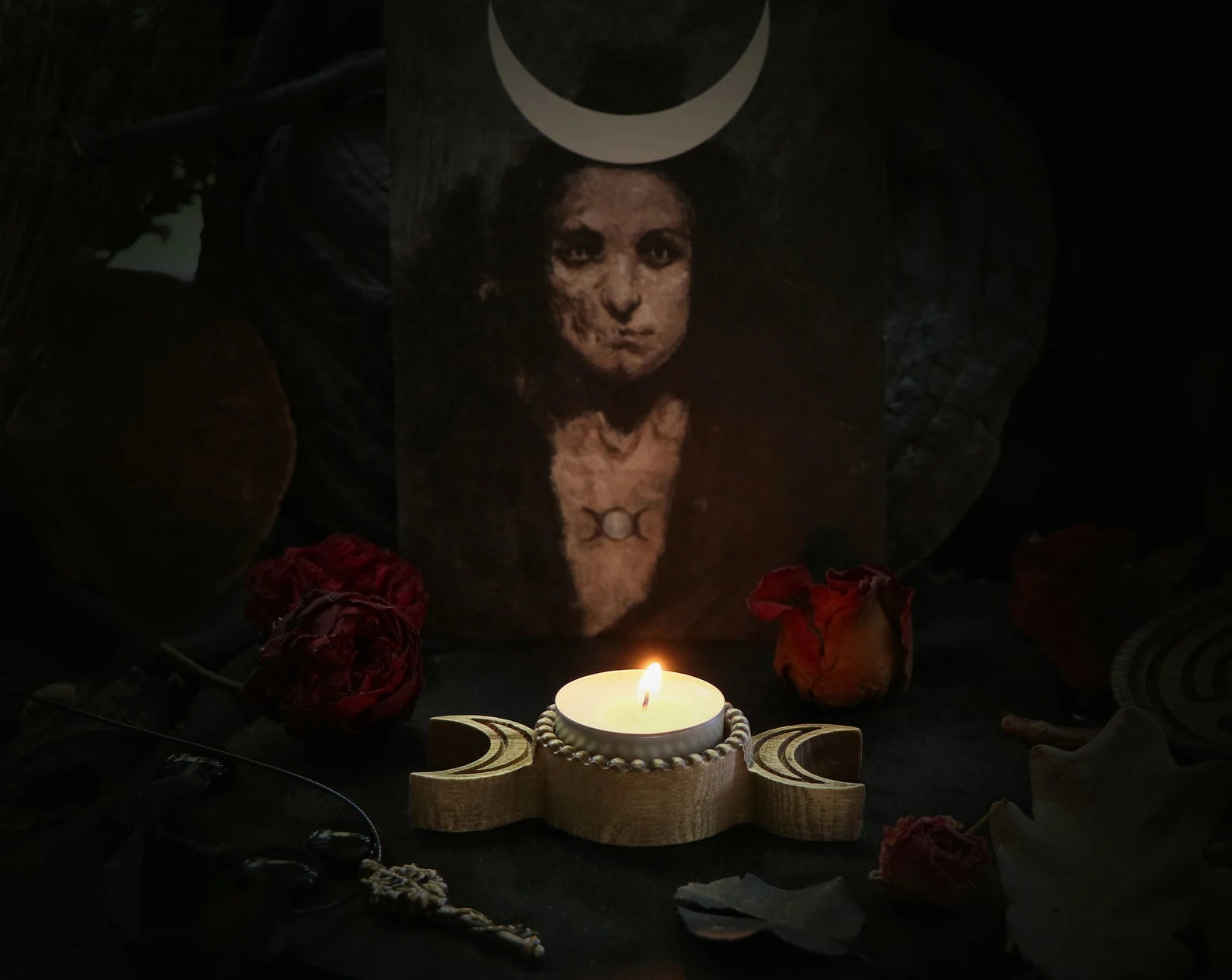 Wooden triple moon