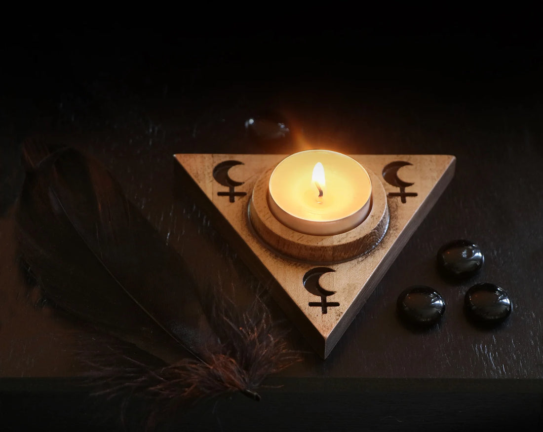 Lilith candle holder