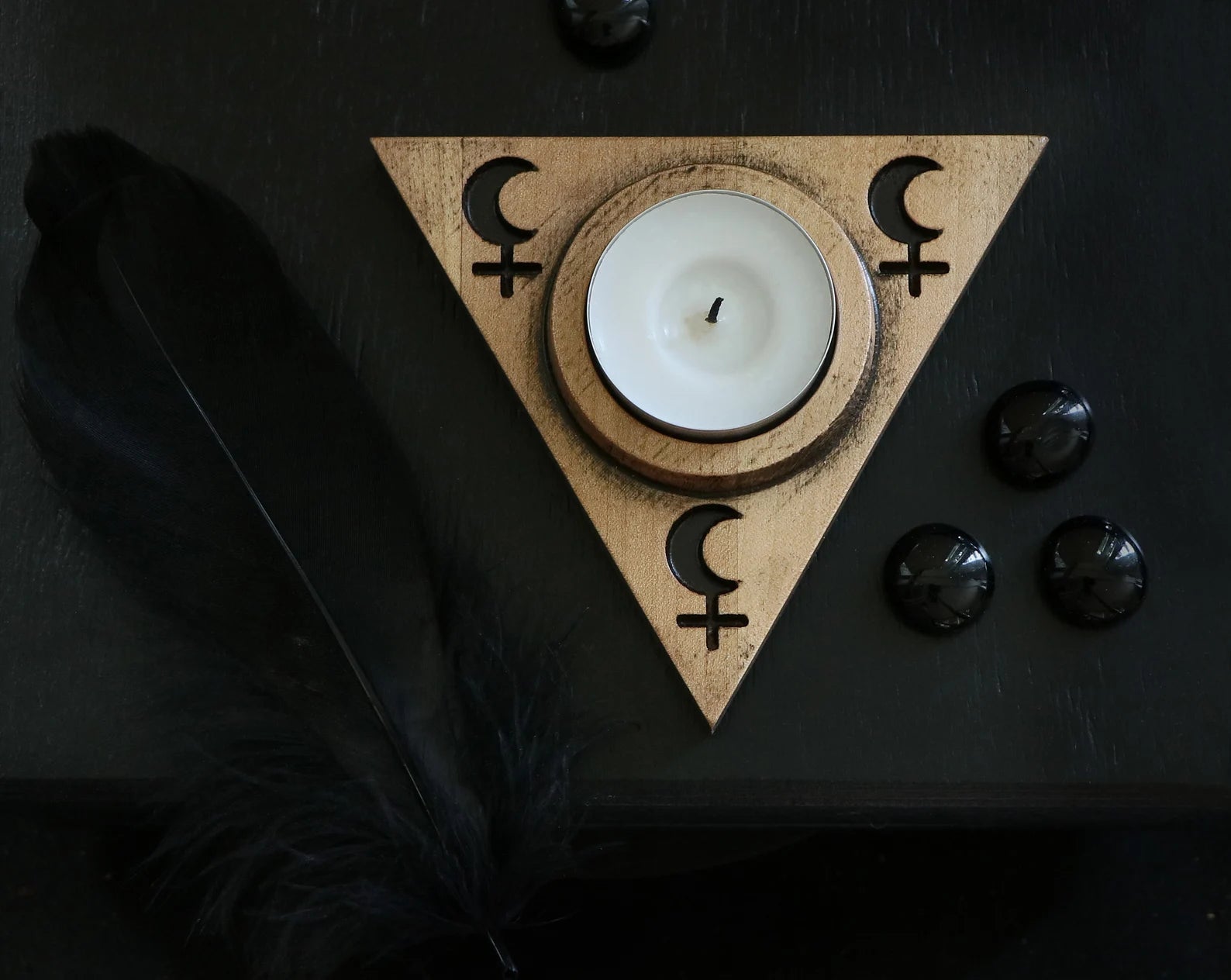 Lilith altar decor