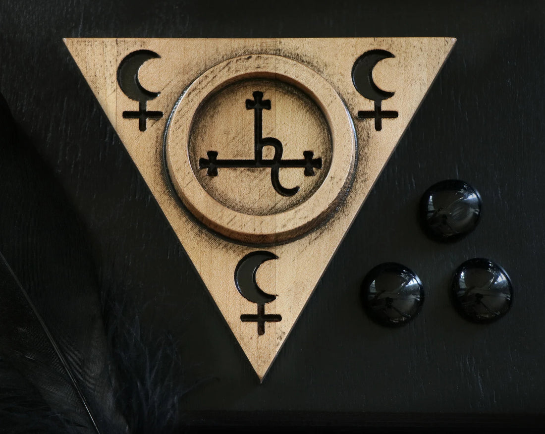 Lilith candle holder