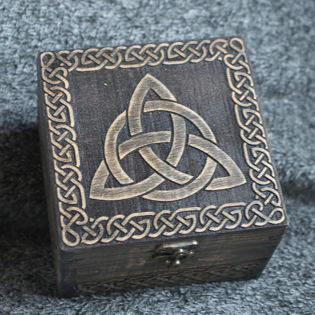 triquetra jewelry box